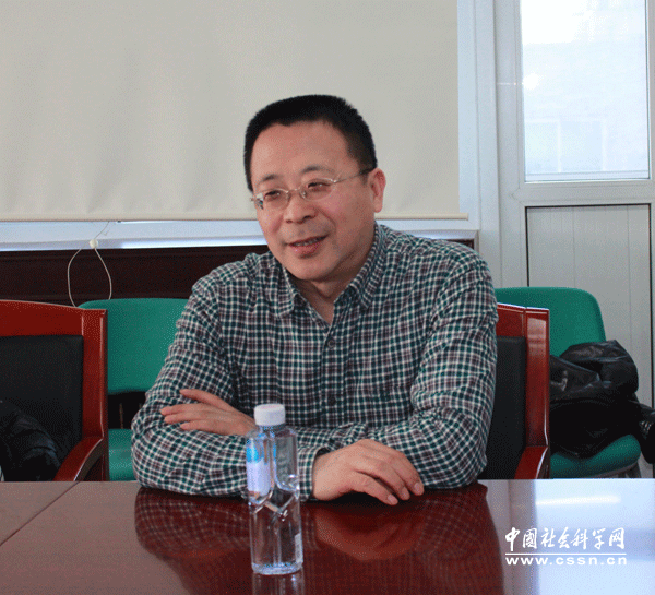 中国社会科学院语言研究所党委书记刘晖春一行来社科网调研