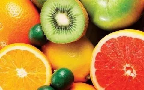 女生减肥都喜欢吃水果餐?食用不当,小心越吃越