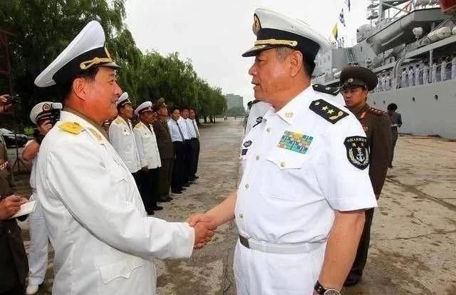 看军衔识身份!海军舰队司令是什么军衔?中国最