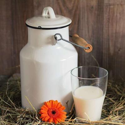 总胆固醇高可以喝牛奶吗 降低胆固醇需要从饮