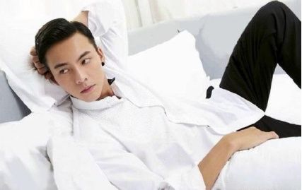 陈伟霆与宋茜深夜微博公开恋情,一生遇见你,网