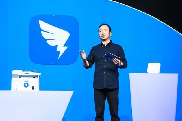 从来往到钉钉,如今活跃数超过第二名到第十名