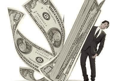 如果客户的大额存款到期而银行没有足够的钱支