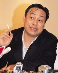 地产神童,香港的亿万富翁,50岁英年早逝