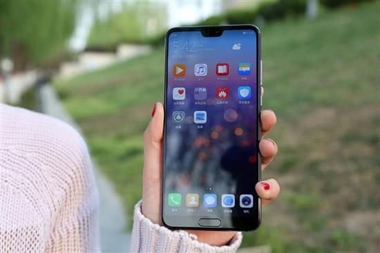 3788的华为P20,对比3688的三星S8,买谁更划