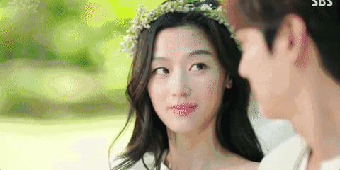 她美过宋慧乔,出道19年火遍亚洲,如今37岁晋升