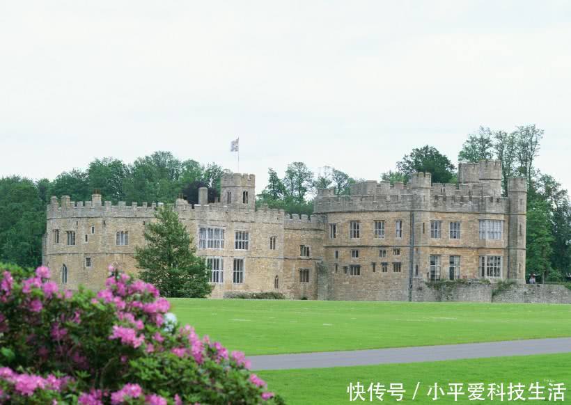 世界亿万富豪人数:美国585人,德国123人,中国