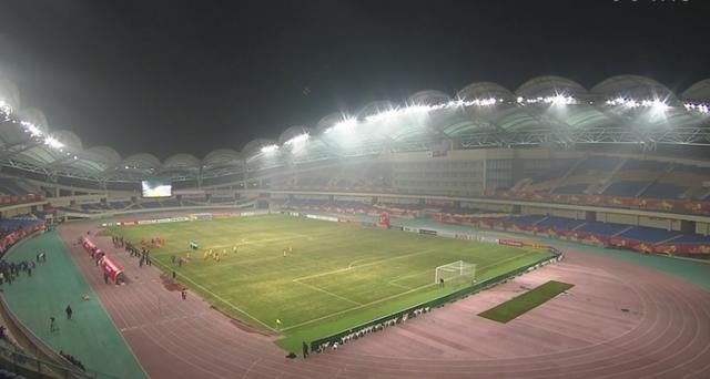 亚足联紧急召开会议!担心中国球迷继续空场U2