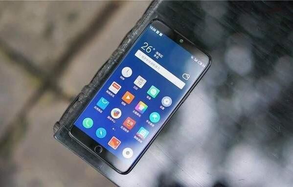 魅族套路深!6.5寸全面屏+骁龙845,这外观确实