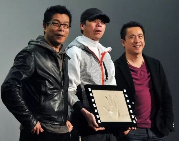 周迅黄晓明范冰冰等相继离开,华谊兄弟又质押