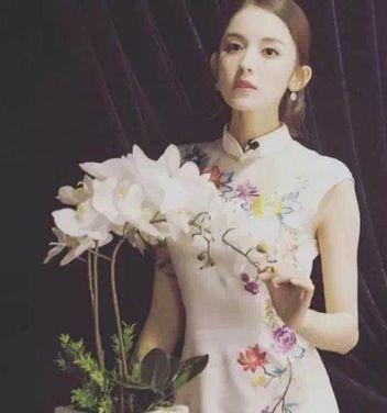 刘亦菲赵丽颖穿旗袍美爆了,美得无法形容!