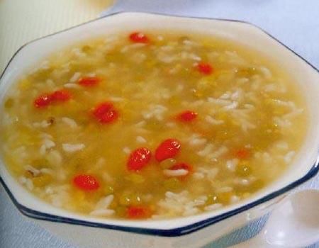 引发腰部腰椎疼痛的原因是什么?找到病因,病好