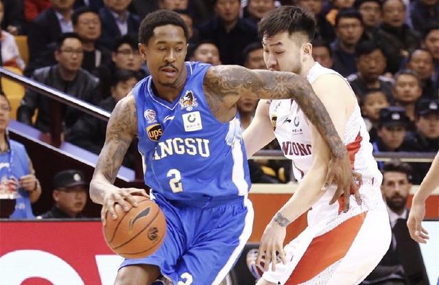 CBA综述:山东再胜江苏横扫对手在望,福特森缺