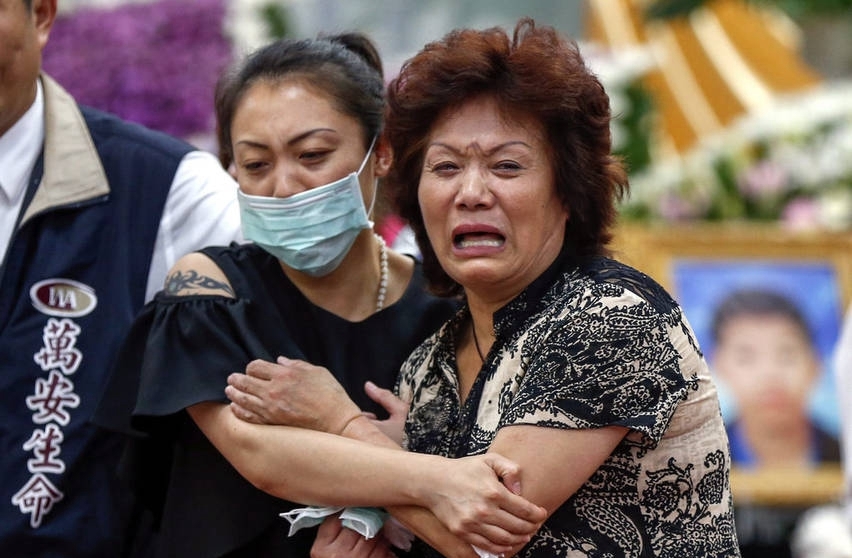 致包含24名大陆游客在内的26人罹难。其中遇难的大陆游客中有21名来自辽宁大连。