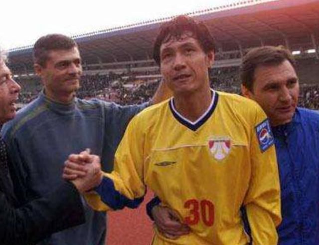 中国足球太需要你:前国足锋霸今天1决定令人动