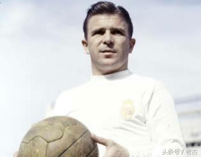 世界足坛历史至今十大球星排名 C罗第6 第一绝