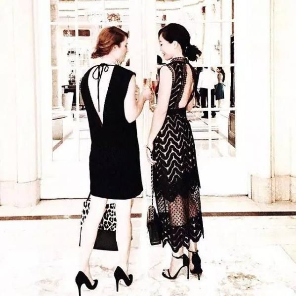 高跟鞋怎么穿脚不疼 十招让你轻松驾驭高跟鞋