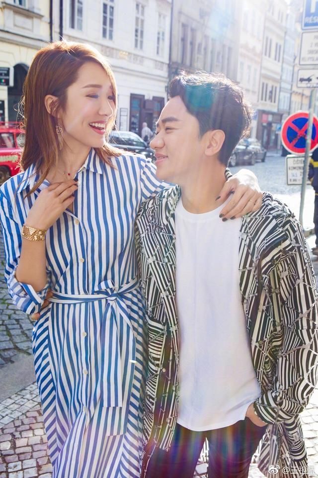 王祖蓝升级当爸,孕妻李亚男晒出宝宝肚内照,邓