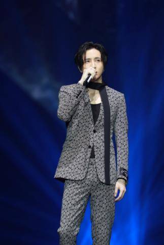 薛之谦的歌曲全集完整版 t0157a126dce636f7d4.jpg?size=323x481
