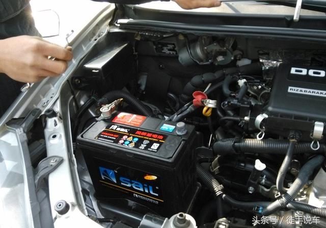 私营加油站油价便宜还送矿泉水,油质可靠吗?看