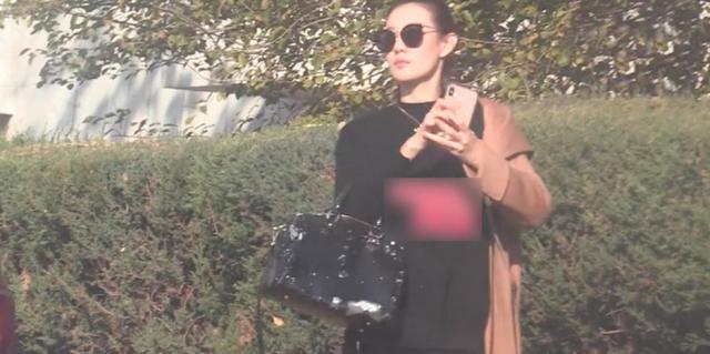 王宝强和绯闻女友冯清又同框?两人疑似同居(图2) 王宝强和绯闻女友冯清又同框?两人疑似同居(图2)