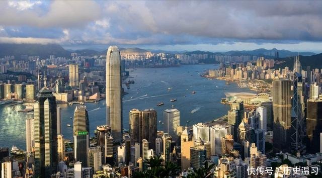 世界发展最快的国家, 40年时间经济增长225倍