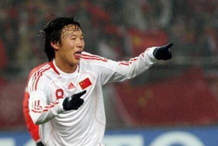 前国足核心沦落中甲都难踢主力 未来或在高洪