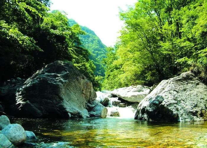 西岳华山是秦岭海拔最高的山吗?