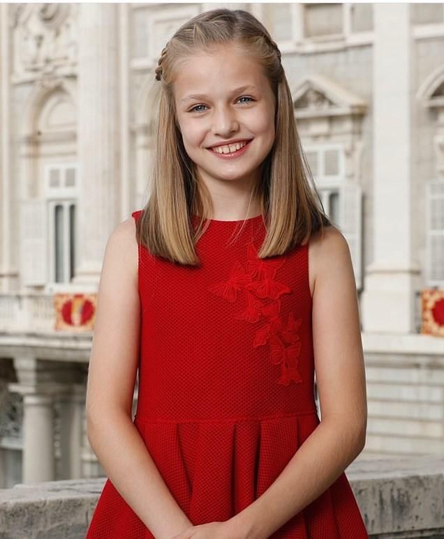 西班牙莱昂诺尔小公主,小时候呆萌,长大了漂亮