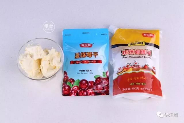 面团里一滴液体也没有 全靠红心火龙果撑起这