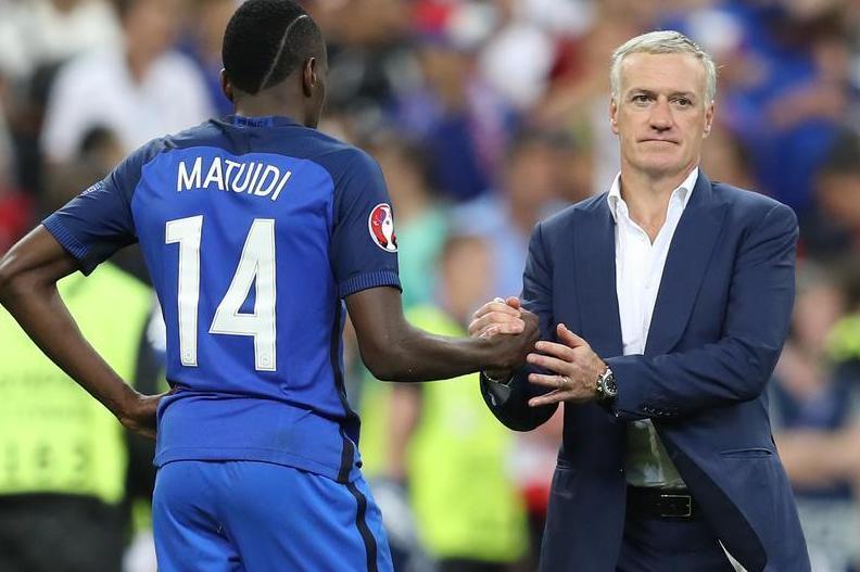 法国夺世界杯冠军,英超毁法国球星?屈才尽在英