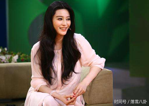 范冰冰出道时遭遇潜规则,争取到的角色被人替