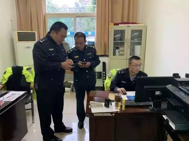 山西一黑车司机强行认亲 参加不存在的“婚礼”(图7) 山西一黑车司机强行认亲 参加不存在的“婚礼”(图7)