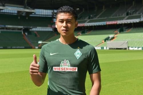 中超冬季转会热炒本土球员:都千万年薪了,还苦