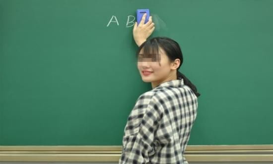 中学女教师辛酸晒工资,表示想辞职,网友:媳妇说