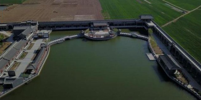 曲周县委相关部门负责人早前向澎湃新闻记者表示，上述情况说明中“袁府”系“养老项目，不占农田”的结论，是曲周县委县政府调查组所出具的初步结论，调查组目前正深入了解情况。