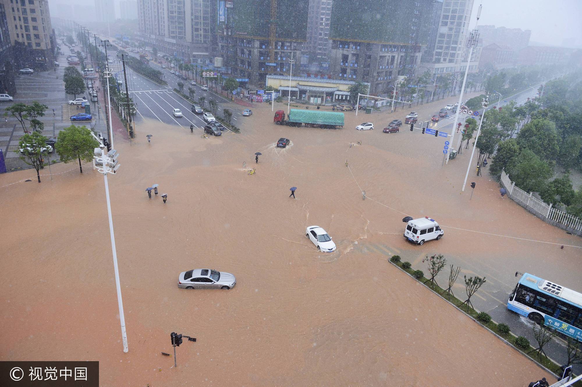 长沙特大暴雨图片