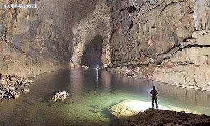 4万年前的远古人类在洞穴中留下奇形怪状的壁