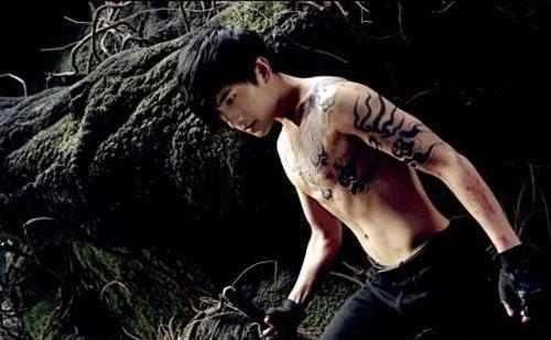 胡歌腹毛旺盛荷尔蒙爆棚?网友:我对杨洋彭于晏