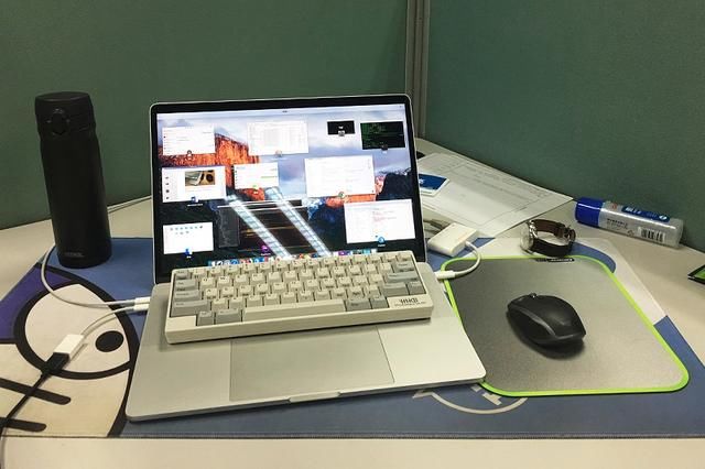 痴迷硬件改造工程师手中的程序员神器