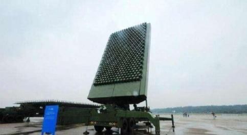 苏57与F22较量中国及时送上神秘装备