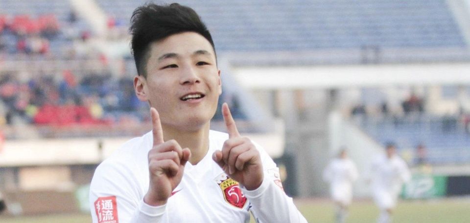 中超球员收入将大幅下降!像郜林年赚2千万的日