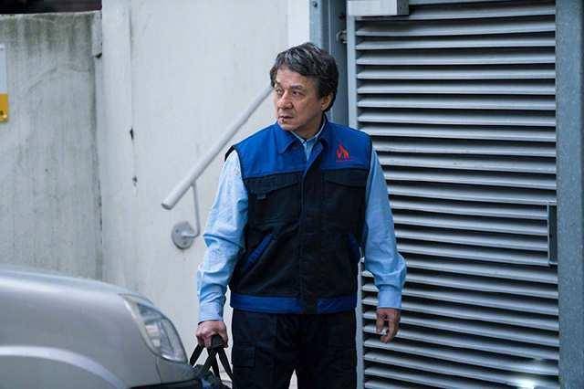 看《英伦对决》里的扮相,成龙吐槽一下导演,别被我的扮相骗了!