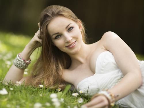 耳朵上长痘痘是什么原因