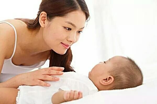 宝宝晚上不睡觉,日夜颠倒 ,教你怎样调整新生宝