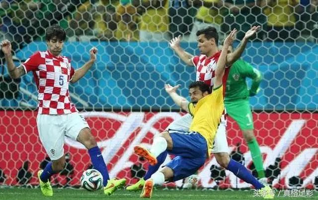 猜比分法国VS克罗地亚:谁是四年一度的王者?