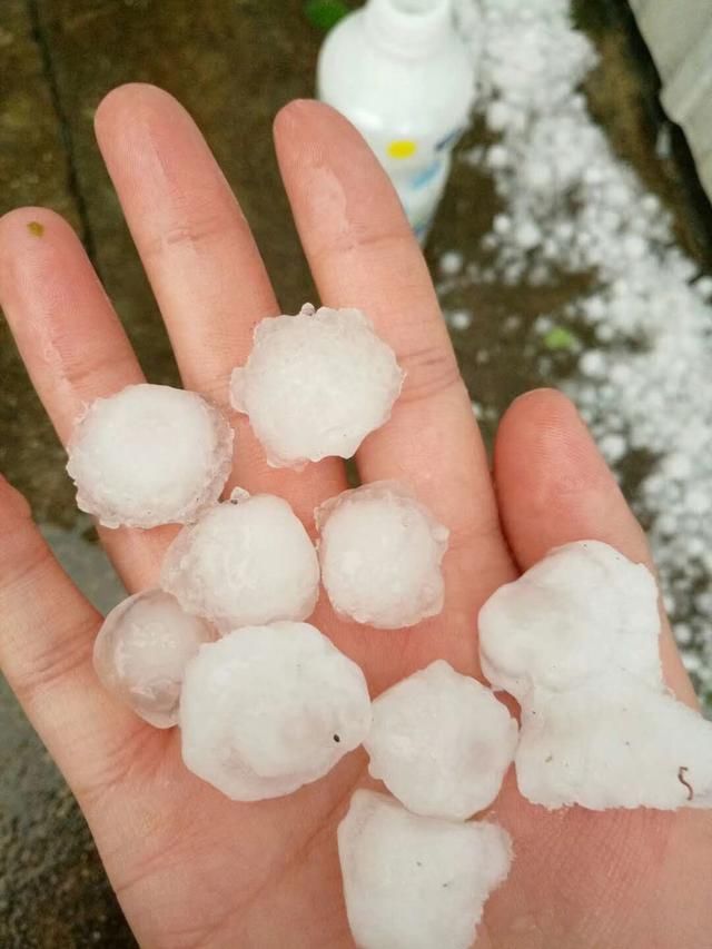 冰雹,雷雨,大风,河北7市遭突袭,今晚强对流天气继续!