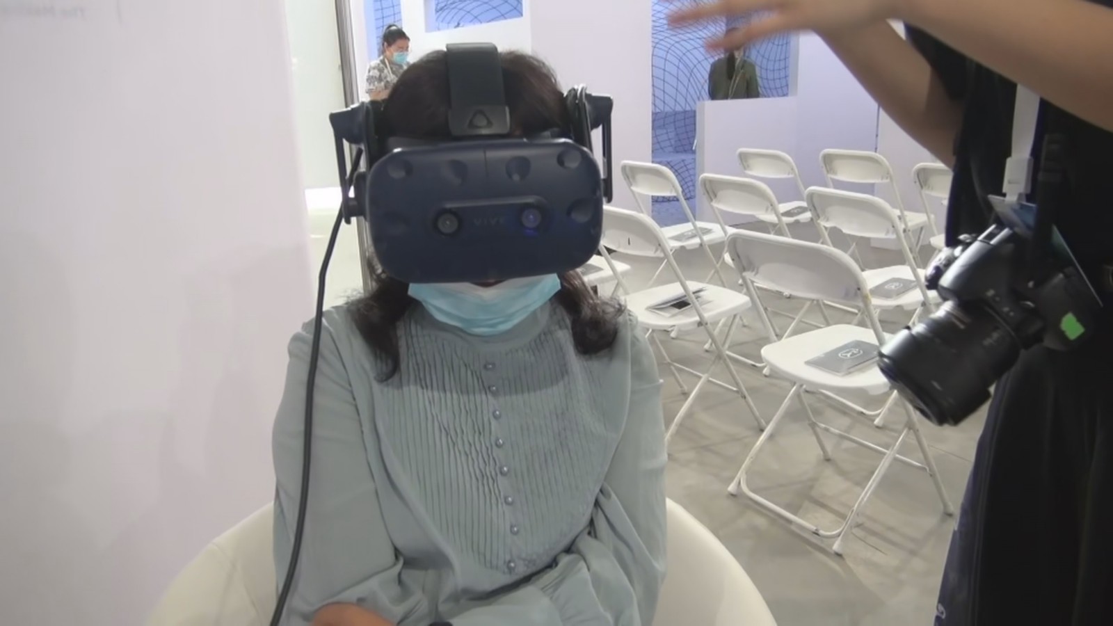 聚焦北影节:VR展映单元开幕 沉浸式剧场感受奇妙之旅_北京时间
