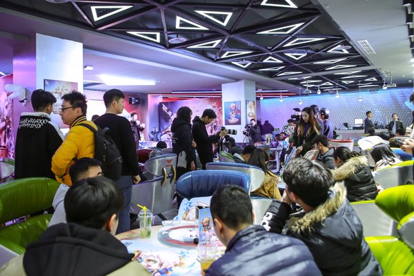 重庆规模最大电竞馆 悄然现身江北街头