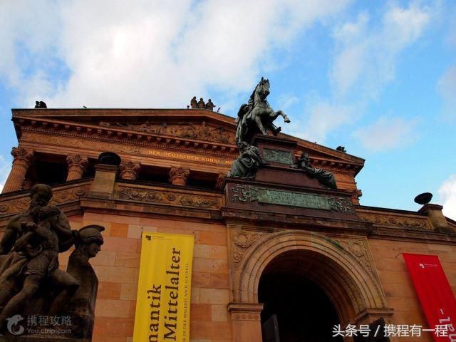 丢人!中国女游客为了拍抖音,竟跑到马来西亚做